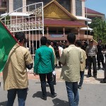 Puluhan Mahasiswa Berdemo di Depan Pemko Batam