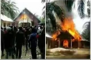 gereja dibakar.sumber foto / facebook.