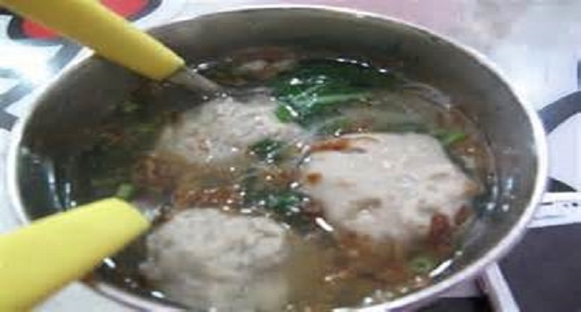 Bakso bulat. foto / ilustrasi. (potretkepri.com)