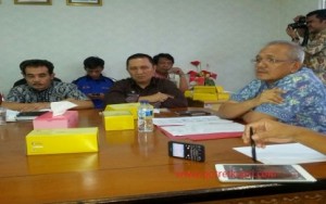 pertemuan-antara-sekretariat-dengan-pengelola-media-online-415x260