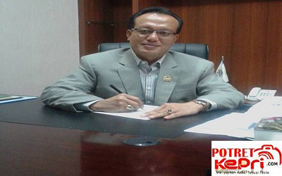Aggota Komisi I DPRD Batam,Harmidi . sumber foto / facebook.com (www.potretkepri.com)
