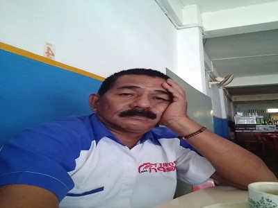 Jhon hadinata ,sewaktu masih hidup.sumber foto fb. (potretkepri.com)
